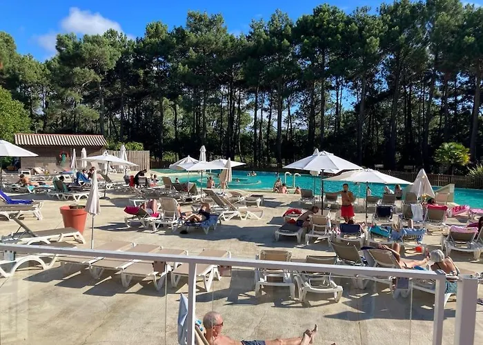 Appart' Dans Les Pins, Océan, Lac, Piscine *