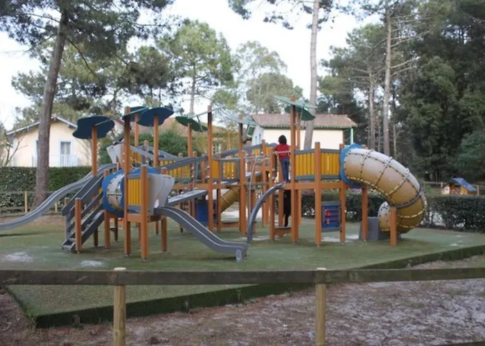 Appart' Dans Les Pins, Océan, Lac, Piscine Appartement